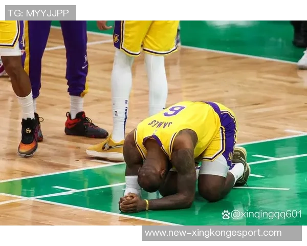 夸梅直言若我是里夫斯会申请交易因詹姆斯复出后打压他